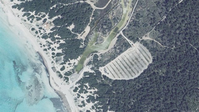 El negro futuro del parque natural de Es Trenc-Salobrar