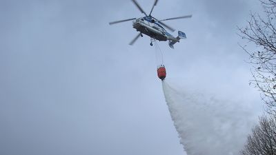 Medio Ambiente destina cuatro aviones y un contingente de apoyo al incendio de Zamora