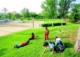 Los espacios verdes mejoran notablemente el desarrollo cognitivo de los niños