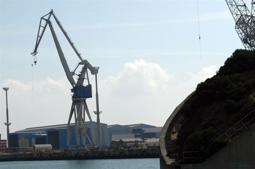 Navantia y Junta volverán a reunirse para impulsar la actividad eólica en los astilleros de la Bahía