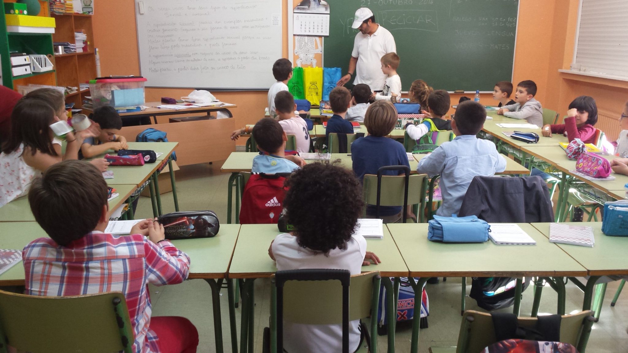 Formación a 2.100 escolares gallegos en reciclaje