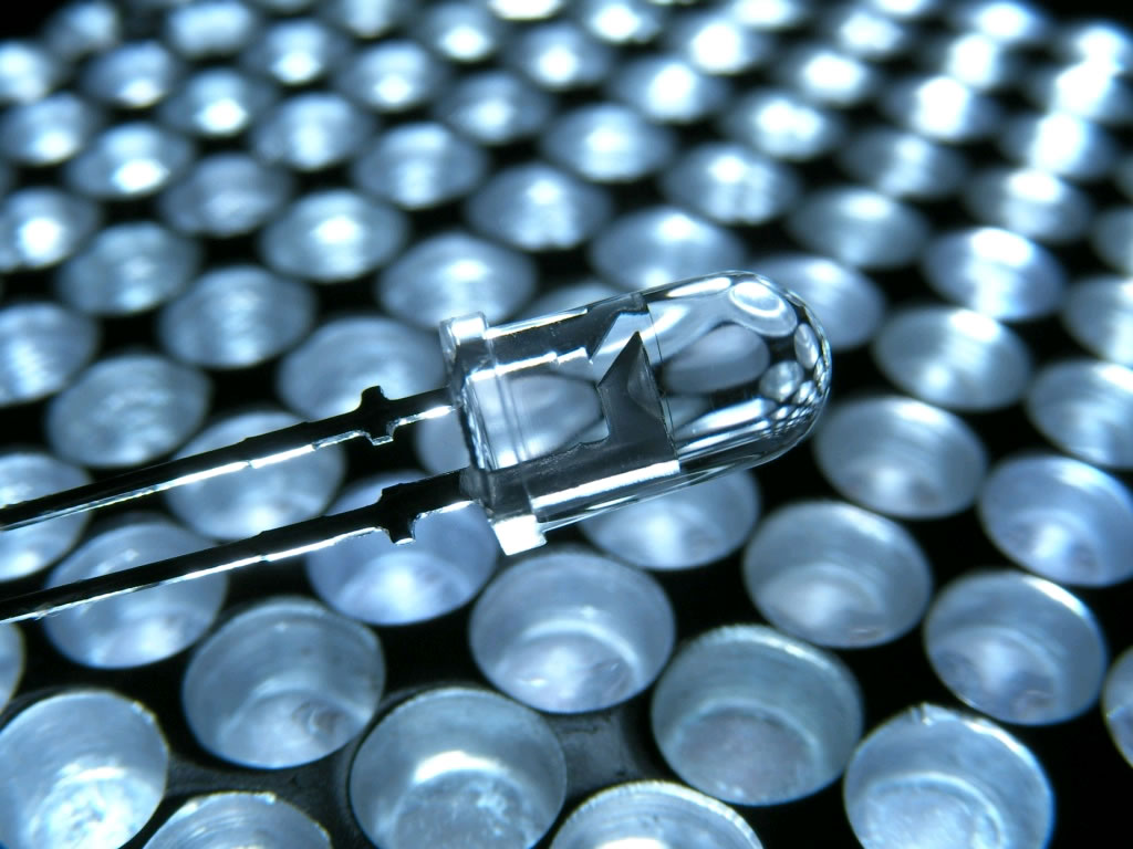 Logran iluminación de alta eficiencia y bajo consumo energético