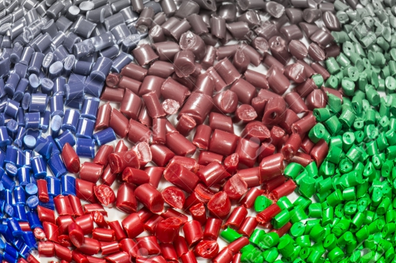 Mexicanos descubren en hongo que se ‘come’ el plástico en 60 horas