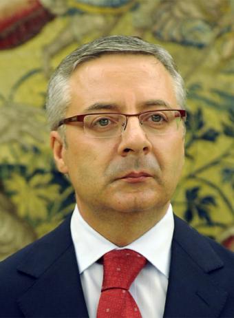 Blanco niega que se vayan a eliminar farolas y aclara que se estudia instalar bombillas de bajo consumo