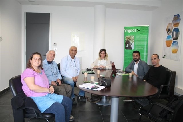 Ministerio de Agricultura de Israel se interesa por el sistema para combatir el picudo rojo de empresa de Córdoba