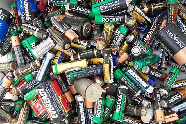 Más de 100.000 kilos de baterías recicladas en Murcia en 2011