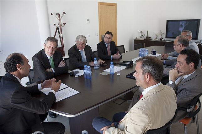 FCC Aqualia y Fundación Botín estudiarán la huella hídrica de Cantabria