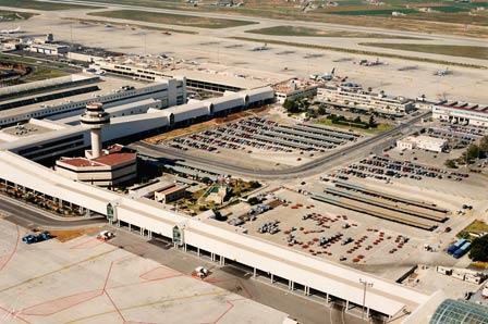 El aeropuerto de La Palma implantará el aterrizaje verde para disminuir emisiones y ahorrar combustible