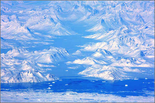 Miden el impacto de terremotos glaciales en Groenlandia