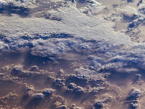 La NASA descubre que las nubes están bajando de altura