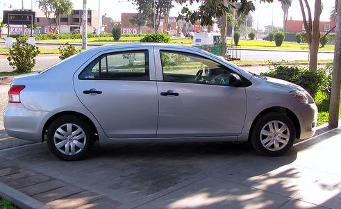 Los vehículos ligeros deberán reducir sus emisiones de CO2