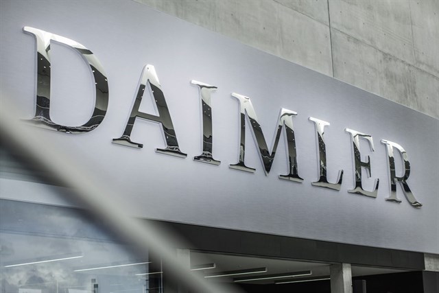 Daimler llama a revisar más de tres millones de Mercedes-Benz diésel en Europa
