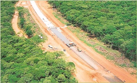 Los indígenas bolivianos ratifican una marcha contra la construcción de una carretera en el TIPNIS