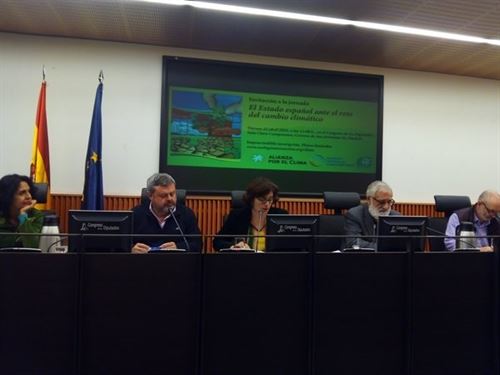 Ecologistas urgen a luchar contra cambio climático porque "no hacer nada es lo más caro"