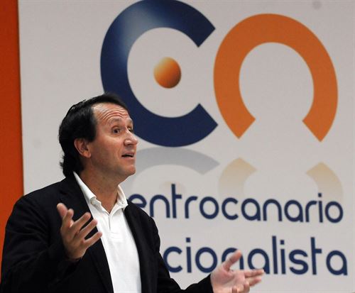 La consulta sobre las prospecciones petrolíferas en Canarias es ridícula