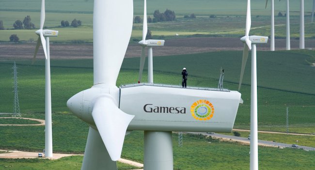 Revilla afirma que Gamesa tiene el futuro "garantizado"