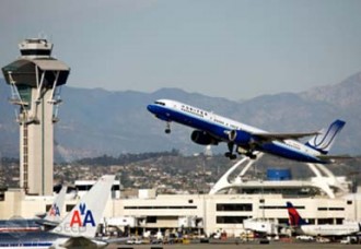 Leading airlines call for a global carbon offsetting scheme for aviation