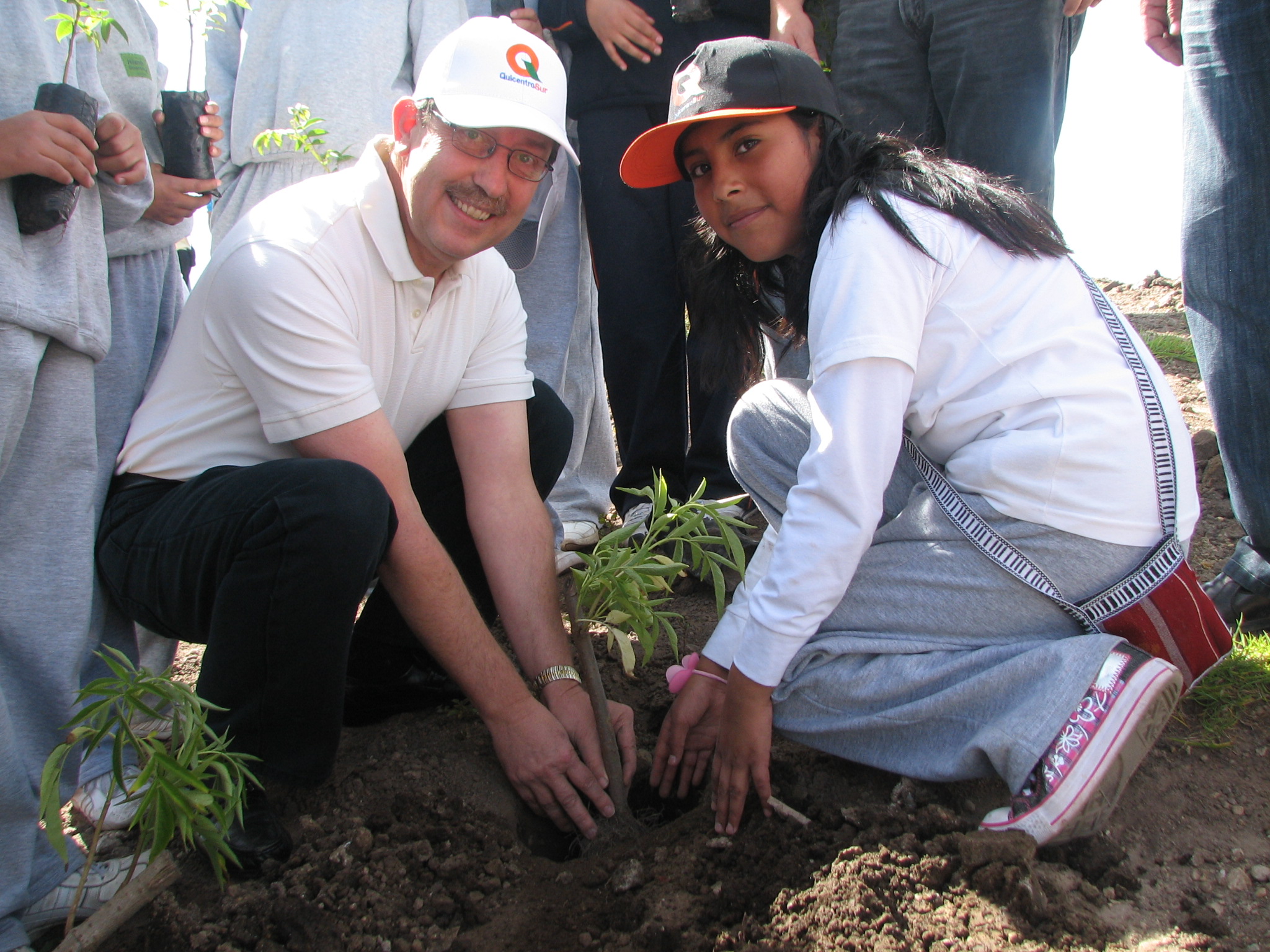 Quicentro sur emprendío la campaña "Siembra un árbol