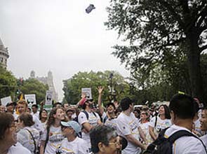 Climate Rally reaches 310