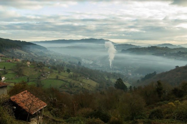 Ni los domingos se puede respirar en Oviedo por la elevada contaminación del cancerígeno benceno