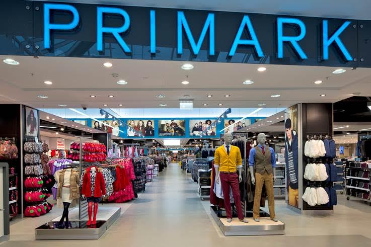 Primark asegura que las chanclas retiradas en Reino Unido no se han vendido en España