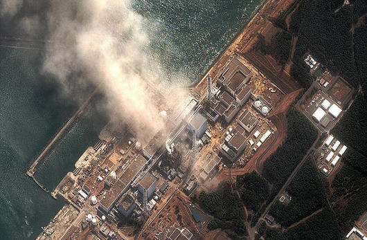 Japón y la AIEA acuerdan trabajar juntos para disipar el temor por las fugas radiactivas de Fukushima-1