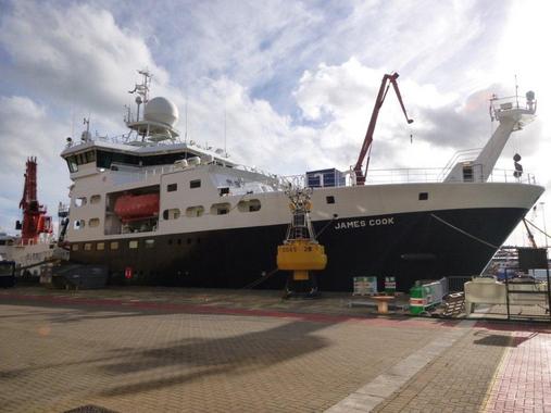 El buque James Cook estudiará la química del océano