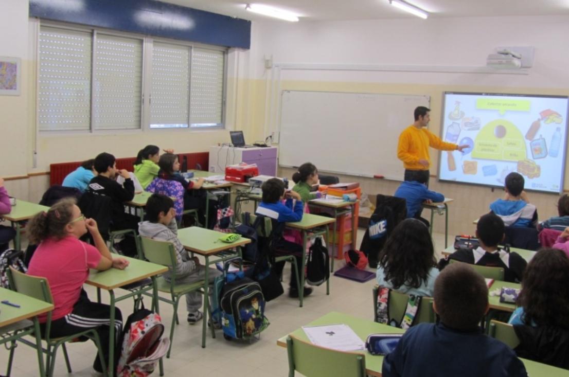 La campaña del reciclaje de Sogama se traslada a los centros educativos de Burela y Foz (Galicia)