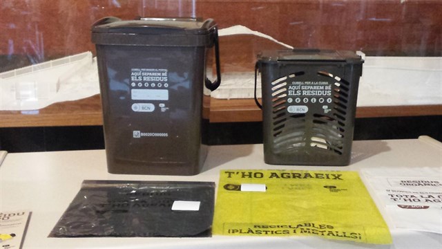 Barcelona hará recogida de residuos selectiva puerta a puerta en el casco antiguo de Sarrià