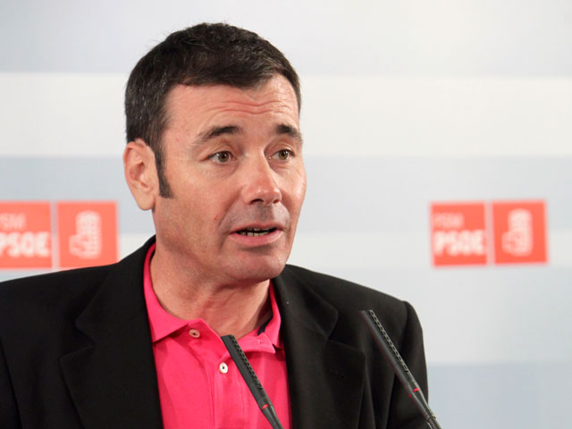 Gómez acusa a Gallardón de "inmoral" con la ciudadanía por las muertes a causa de la contaminación