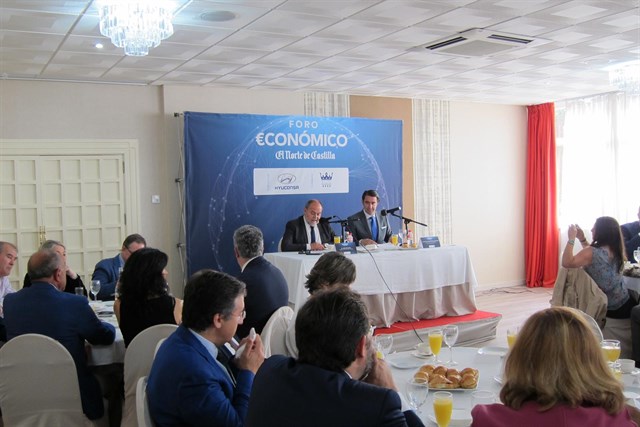 Técnicos de Bruselas buscarán una solución al problema del lobo