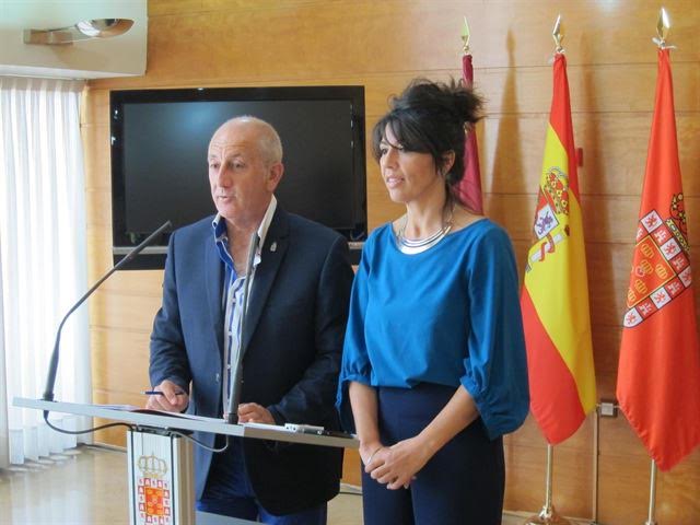 Murcia arranca un servicio de limpieza de residuos en los entornos de hoteles