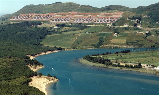 Aberrante proyecto de 200 viviendas en la cara norte de La Picota (Cantabria)
