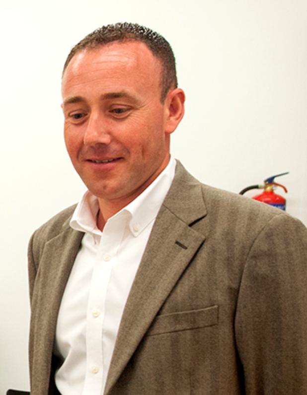 El presidente de Sogama (Galicia) asiste al acto de entrega de compostadores a los vecinos de Lugo