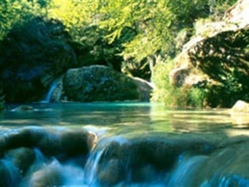 Navarra regulará la afluencia de visitantes al Nacedero del Urederra