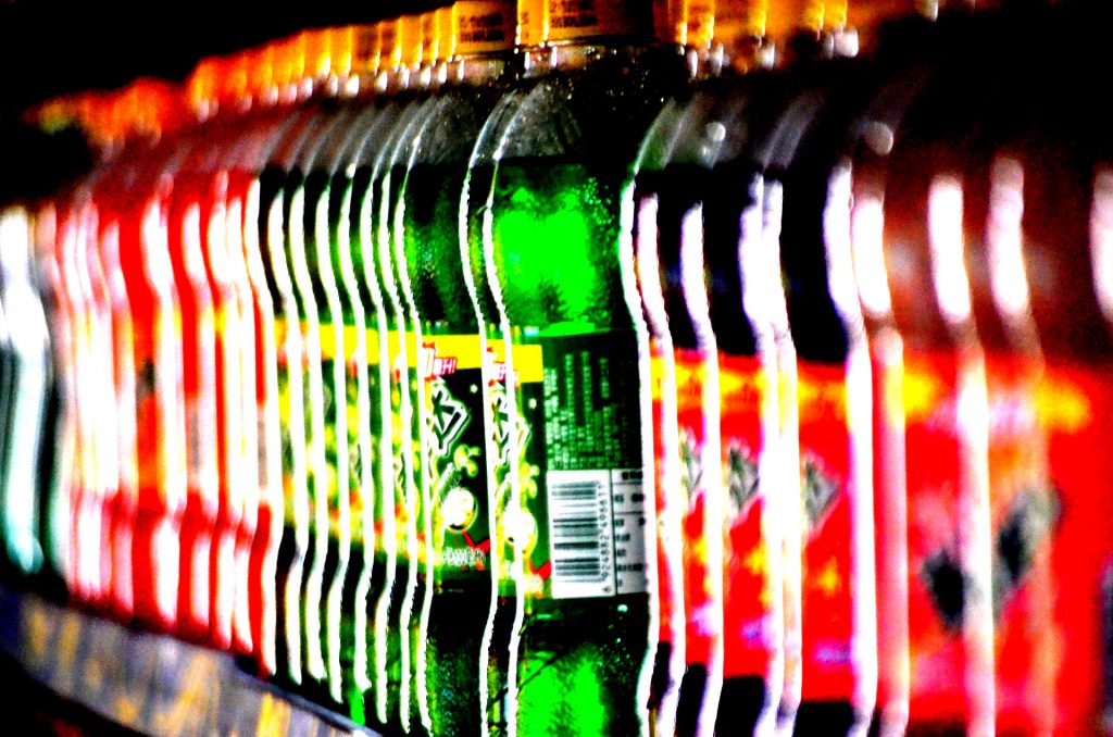 Puede el sol dar nueva vida a las botellas PET