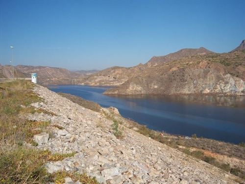Por la formación de agricultores ‘medioambientales’ para un uso más eficaz del agua