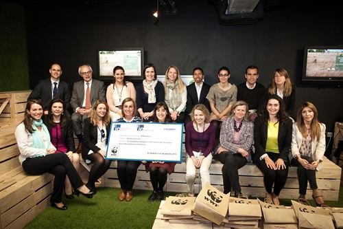Alumnos de IE Business School donan 16.000 euros a WWF para contribuir a recuperar Doñana