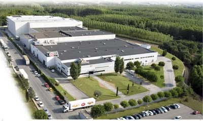 Frit Ravich instala la planta fotovoltaica para autoconsumo más grande de Girona