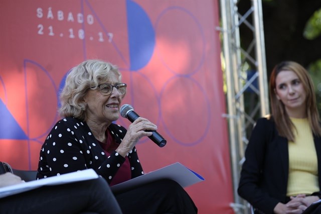 Carmena sueña con un Madrid en 2030 donde el transporte público haya sustituido al privado y con un urbanismo respetuoso