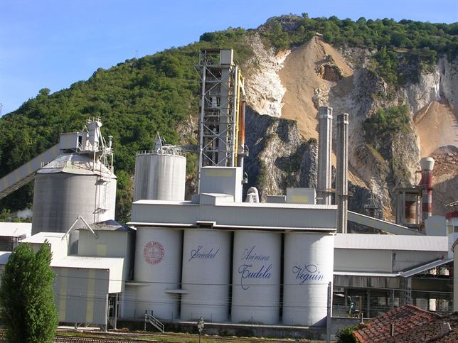 Las cementeras ‘aseguran’ que evitaron la emisión en España de 850.000 toneladas de CO2 en 2012
