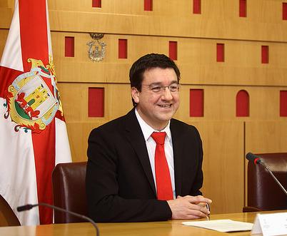 Vitoria aprueba un Plan de Gestión de Residuos que prevé reciclar "más" del 50 por ciento de la basura en 2016