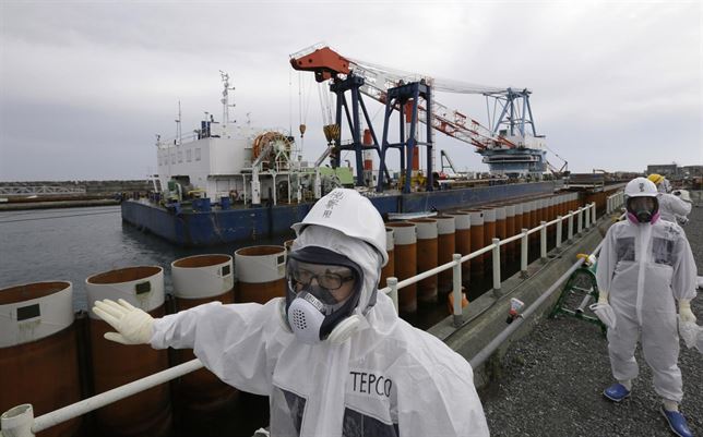 No cesan las filtraciones de agua radiactiva al mar en Fukushima
