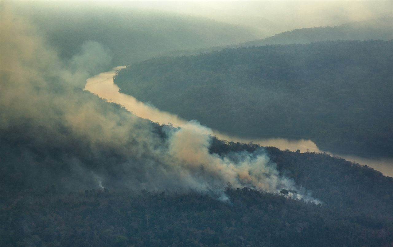 El incendio que amenazaba con borrar del mapa a indígenas de Brasil por fin controlado