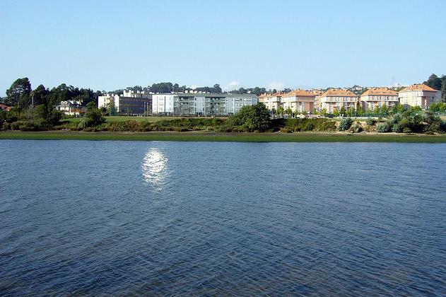 La Xunta defiende la validez de las analíticas que justificaron el cambio de clasificación en la ría do Burgo