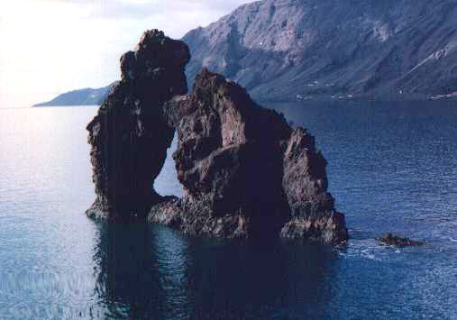 El PEVOLCA mantendrá la vigilancia de la erupción submarina de El Hierro