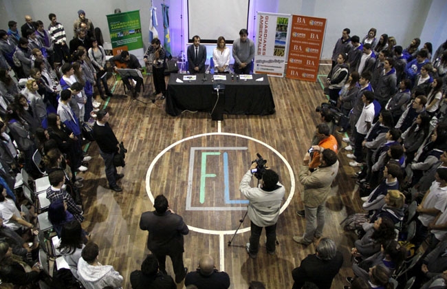 Presentaron programa piloto sobre medio ambiente a estudiantes marplatenses