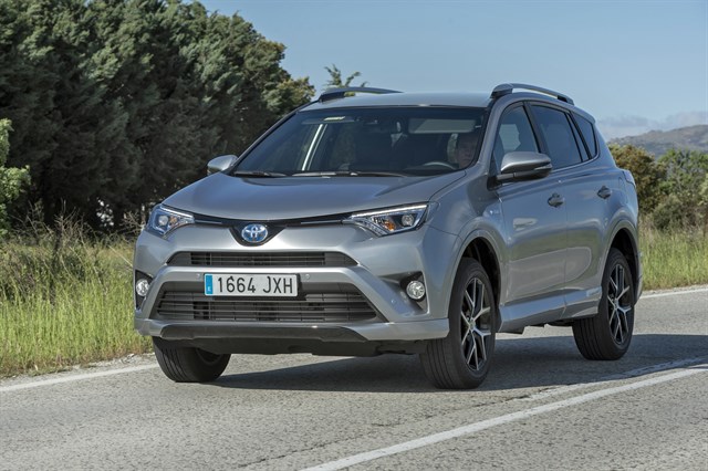 Toyota amplía la gama del RAV4 hybrid con la versión Feel! Edition