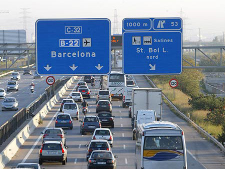 ICV critica a CiU por "no hacer caso" a científicos al querer suprimir el limite de velocidad de acceso a Barcelona