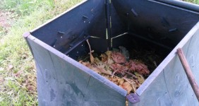 Galicia. Salceda de Caselas se suma al programa de compostaje doméstico de Sogama